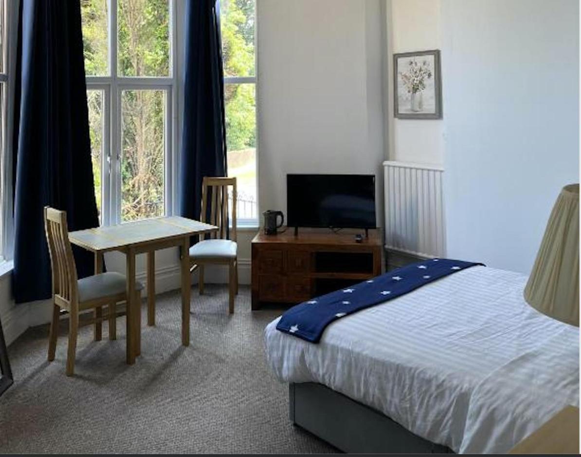 Ensuite Double Room, By Swansea University, Sketty, R2 Екстер'єр фото