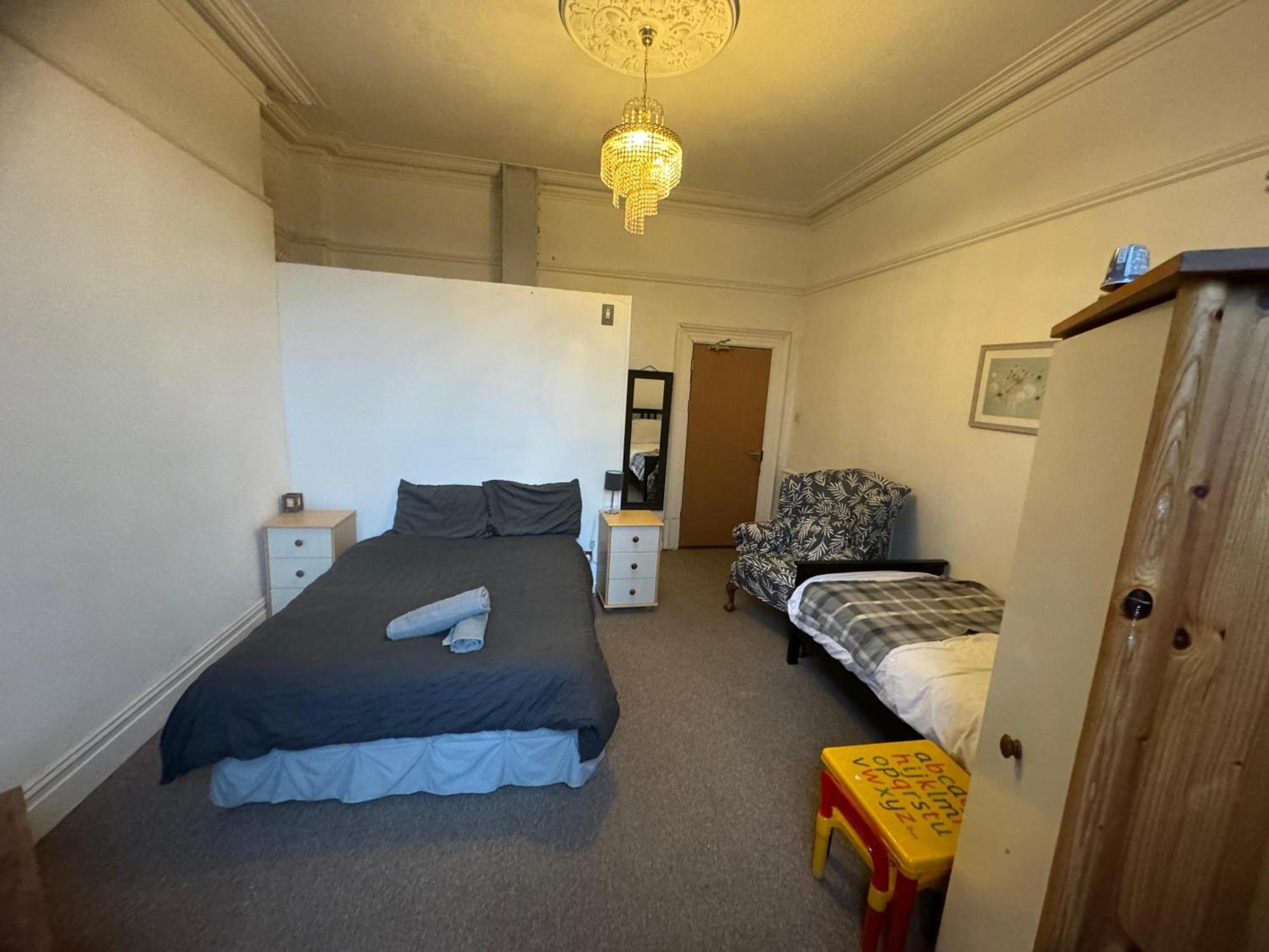 Ensuite Double Room, By Swansea University, Sketty, R2 Екстер'єр фото